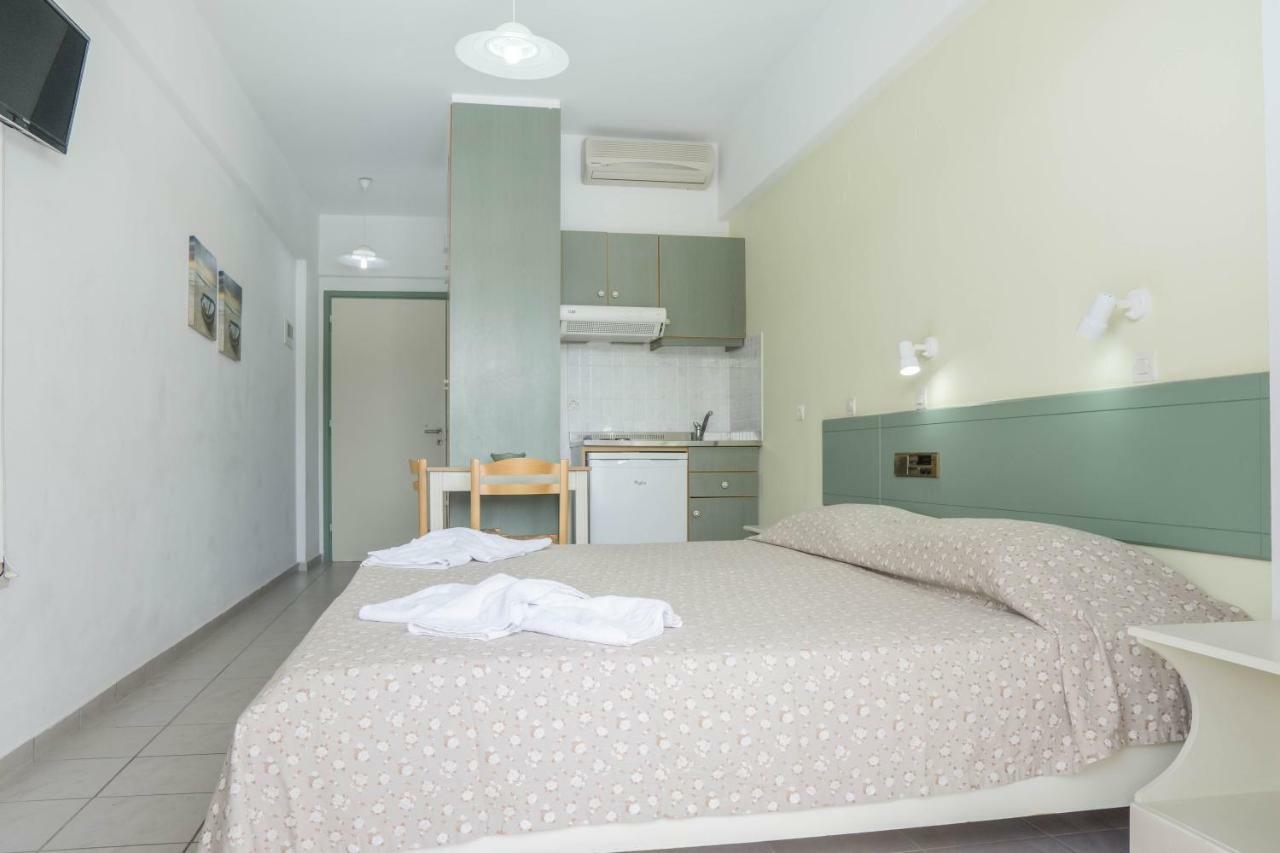 Pinelopi Hotel Platanes  Bagian luar foto